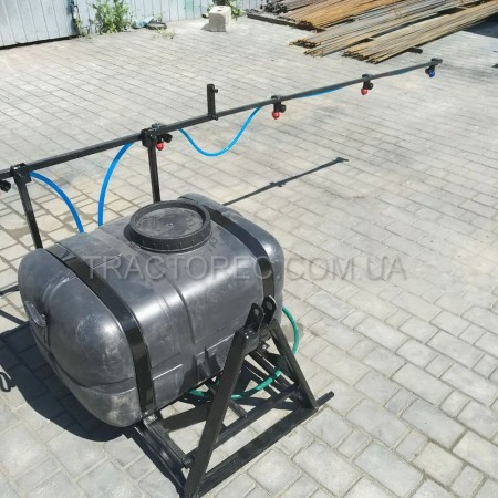 Обприскувач 130л із двома воядними насосами для мінітрактора, трактора, мототрактора. Універсальне 3х точкове кріплення, привід від АКБ 12 вольт Обприскувач 130л із двома воядними насосами для мінітрактора, трактора, мототрактора. Універсальне 3х точкове кріплення, привід від АКБ 12 вольт